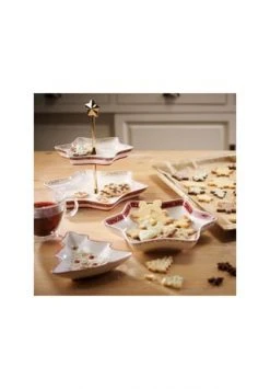 Villeroy & Boch Baumschale Klein Winter Bakery Delight Gesamt: Länge 17,5cm, Breite 16,5cm, Höhe 3,3cm -Glaswaren Verkäufe unnamed file 413